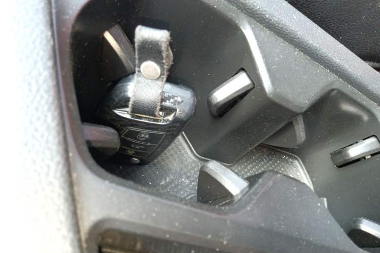 Used Volkswagen Tharu 2021 280TSI Two-Wheel Drive Trend Edition Interior 1