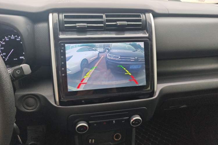 Used CHANGAN OSHAN X70A 2019 1.5L Manual Basic Version China VI Standard
