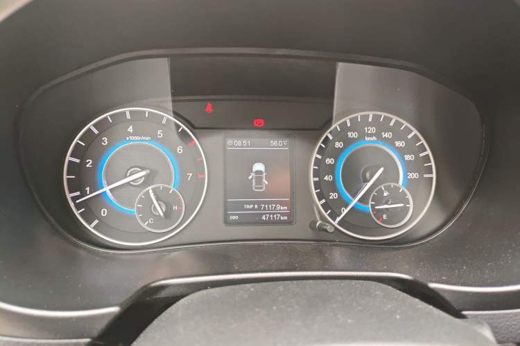 Used Dongfeng Fengon S560 2018 1.8L Manual Luxury 7-Seater Instrument Cluster