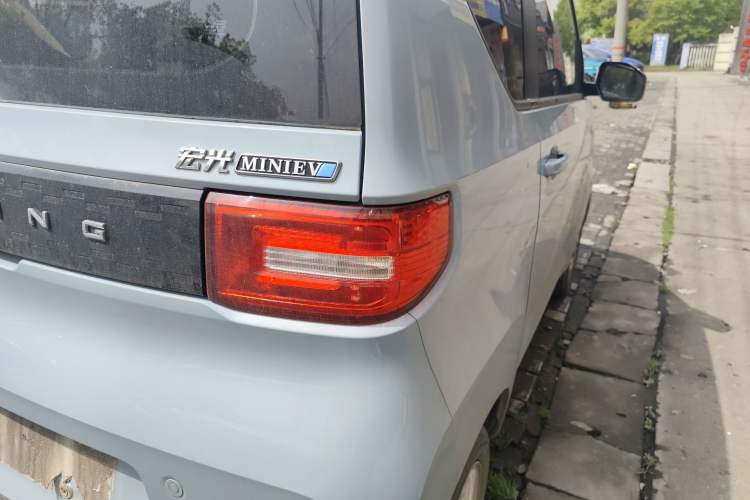 Used Wuling Hongguang MINIEV 2021 Macaron Fashion Model Lithium Iron Phosphate
