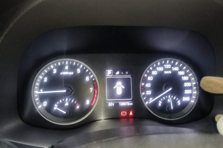 Used Hyundai Tucson 2015 1.6T Dual-Clutch Two-Wheel-Drive Smart Model Instrument Cluster