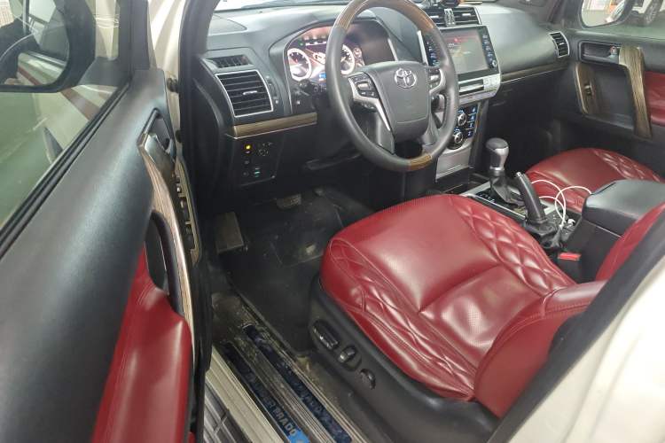 Used Toyota Prado 2016 2.7L Automatic Luxury Edition
