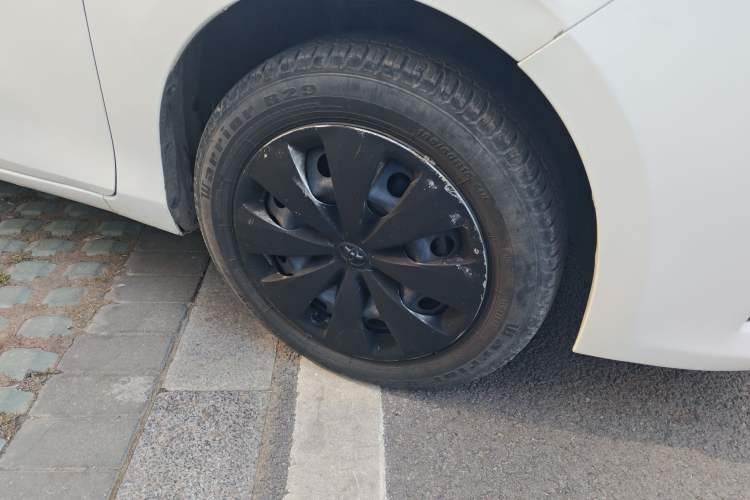 Used Toyota YARiS L Zhi Xuan 2015 1.5E Automatic Charm Edition