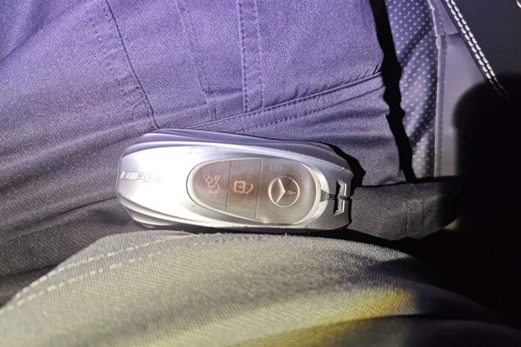 Used Mercedes-Benz C-Class 2024 Restyled C 260 L Sport Edition Vehicle Key