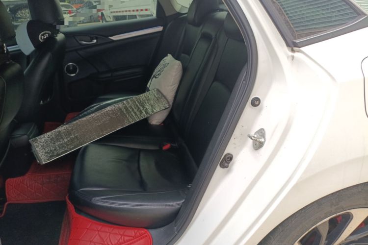 Used Honda Civic 2016 220TURBO CVT Luxury Edition
