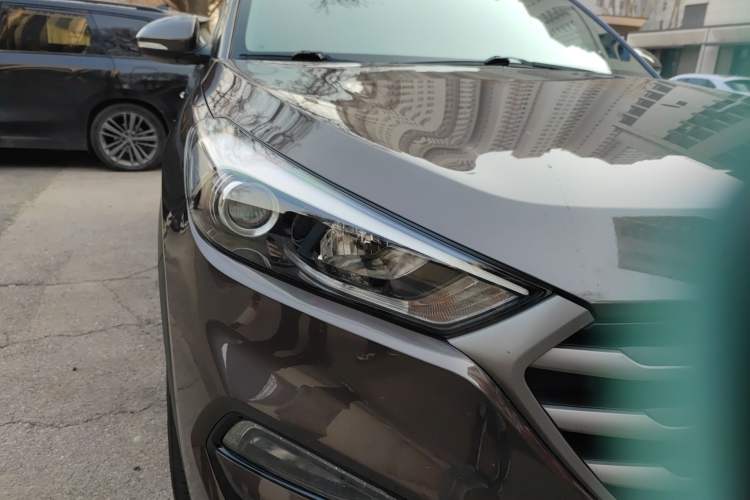 Used Hyundai Tucson 2015 1.6T Dual-Clutch Two-Wheel-Drive Smart Model
