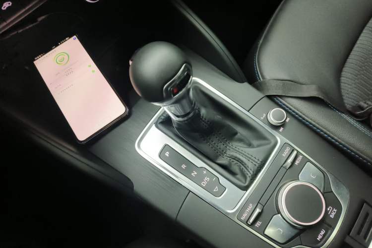 Used Audi A3 2019 Limousine 35 TFSI Fashion Edition China V standard
