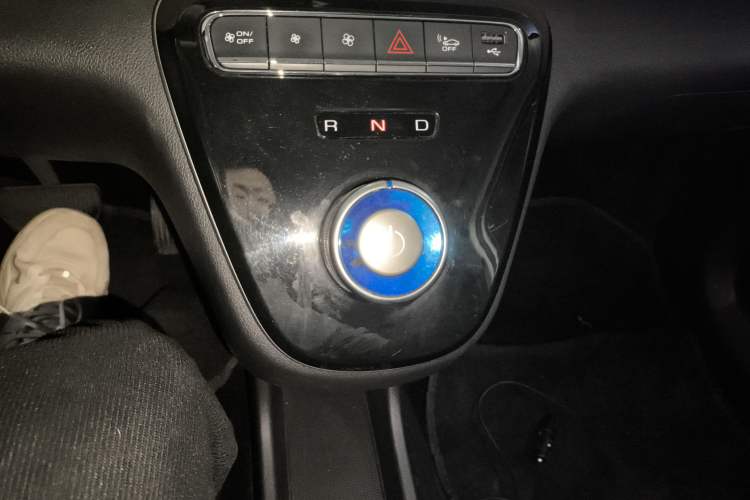 Used ORA White Cat 2020 305 km Luxury Version Gear Lever