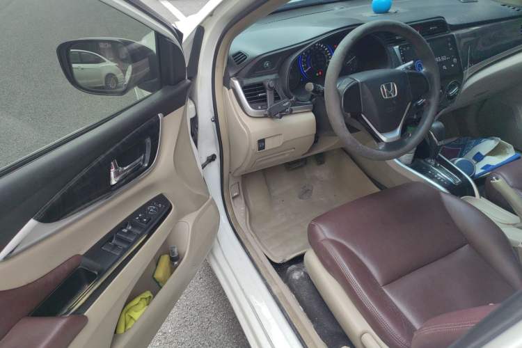 Used Honda Crider 2013 1.8L automatic comfort version