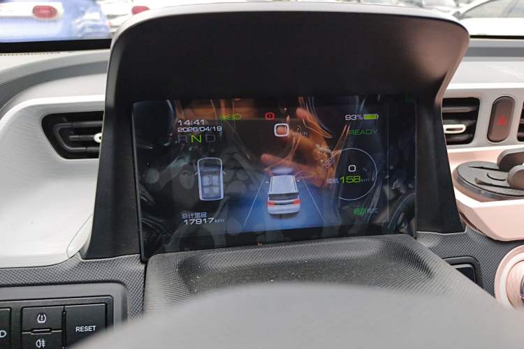 Used Wuling Hongguang MINIEV 2022 Macaron Premium Model – Lithium Iron Phosphate
