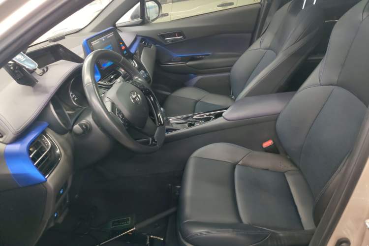 Used Toyota C-HR 2020 2.0L Luxury Edition
