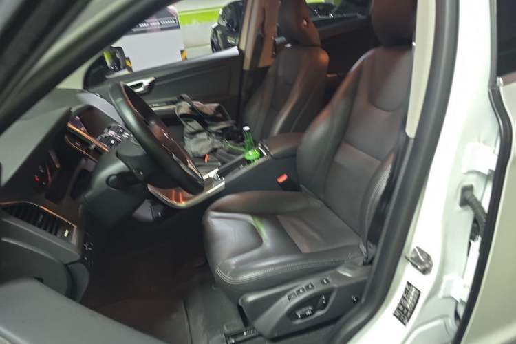 Used Volvo XC60 2017 T5 Smart Upgrade Edition
