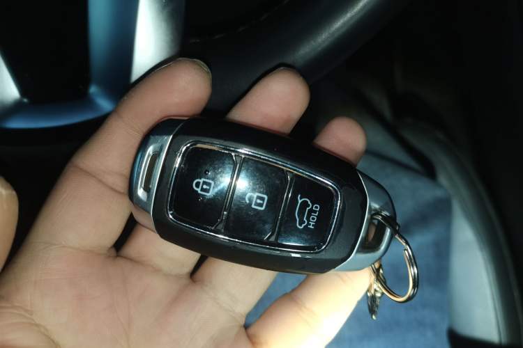 Used Hyundai Palisade 2021 3.5L Automatic 4x4 GLS
