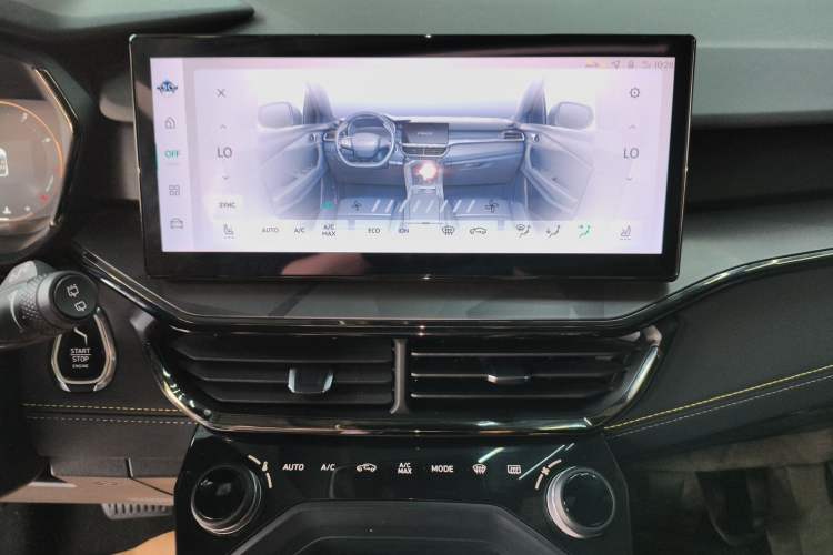 Used Lynk & Co 06 2023 Remix 1.5T Dynamic Halo
