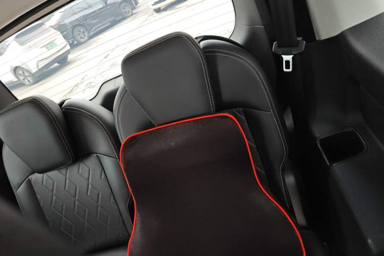 Used Baojun KiWi EV 2023 Smart Luxury Edition Ternary Lithium Left Rear Seat