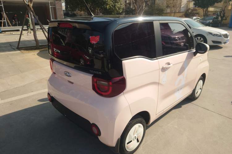 Used Chery QQ Ice Cream 2022 170km Sundae Phosphate Lithium-Ion
