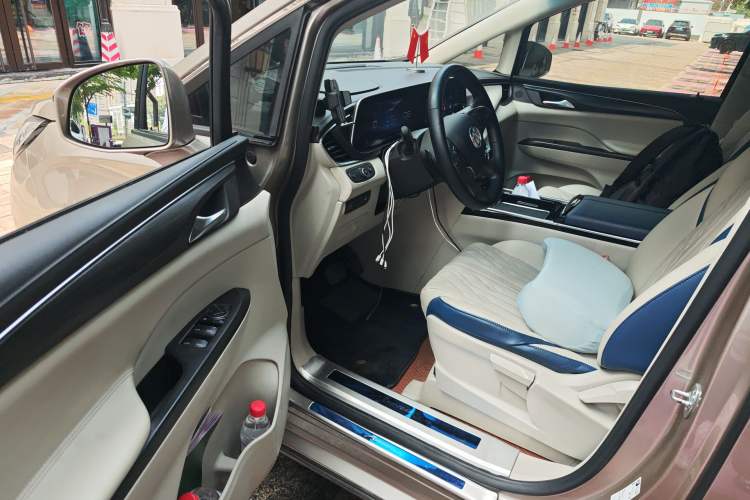 Used Buick GL8 2023 ES Lu Zun Comfort Model