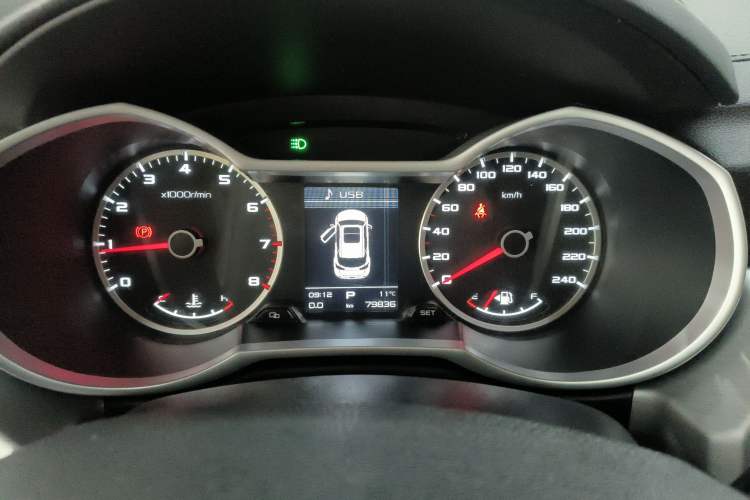 Used Geely Auto Emgrand X7 Sport 2016 1.8TD Automatic ZhiShang Model