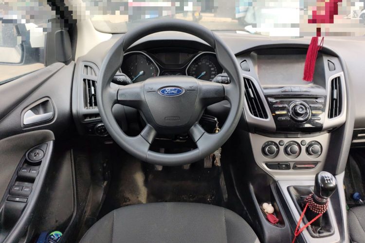 Used Ford Focus 2012 Hatchback 1.6L Manual Comfort Model Steering Wheel