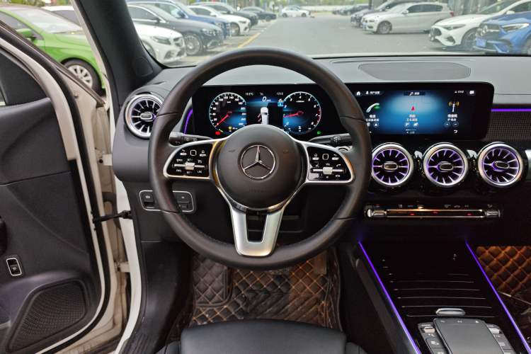 Used Mercedes-Benz GLB 2023 GLB 220 Fashion Model Steering Wheel