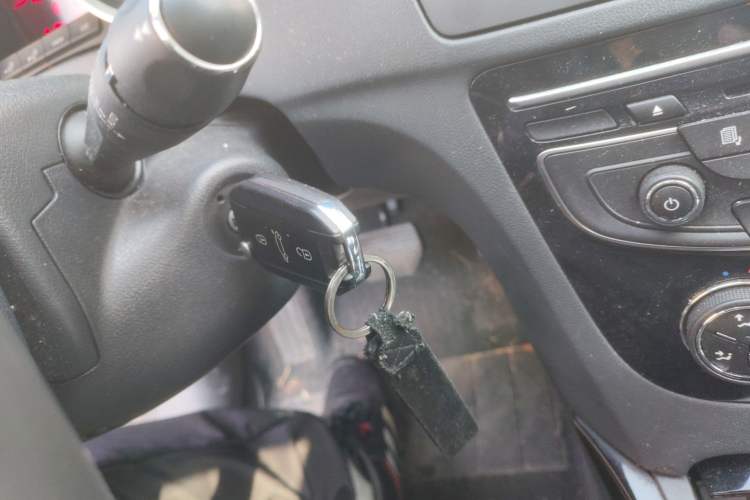 Used Peugeot 508 2012 2.0L Automatic Smart Enjoyment Version
