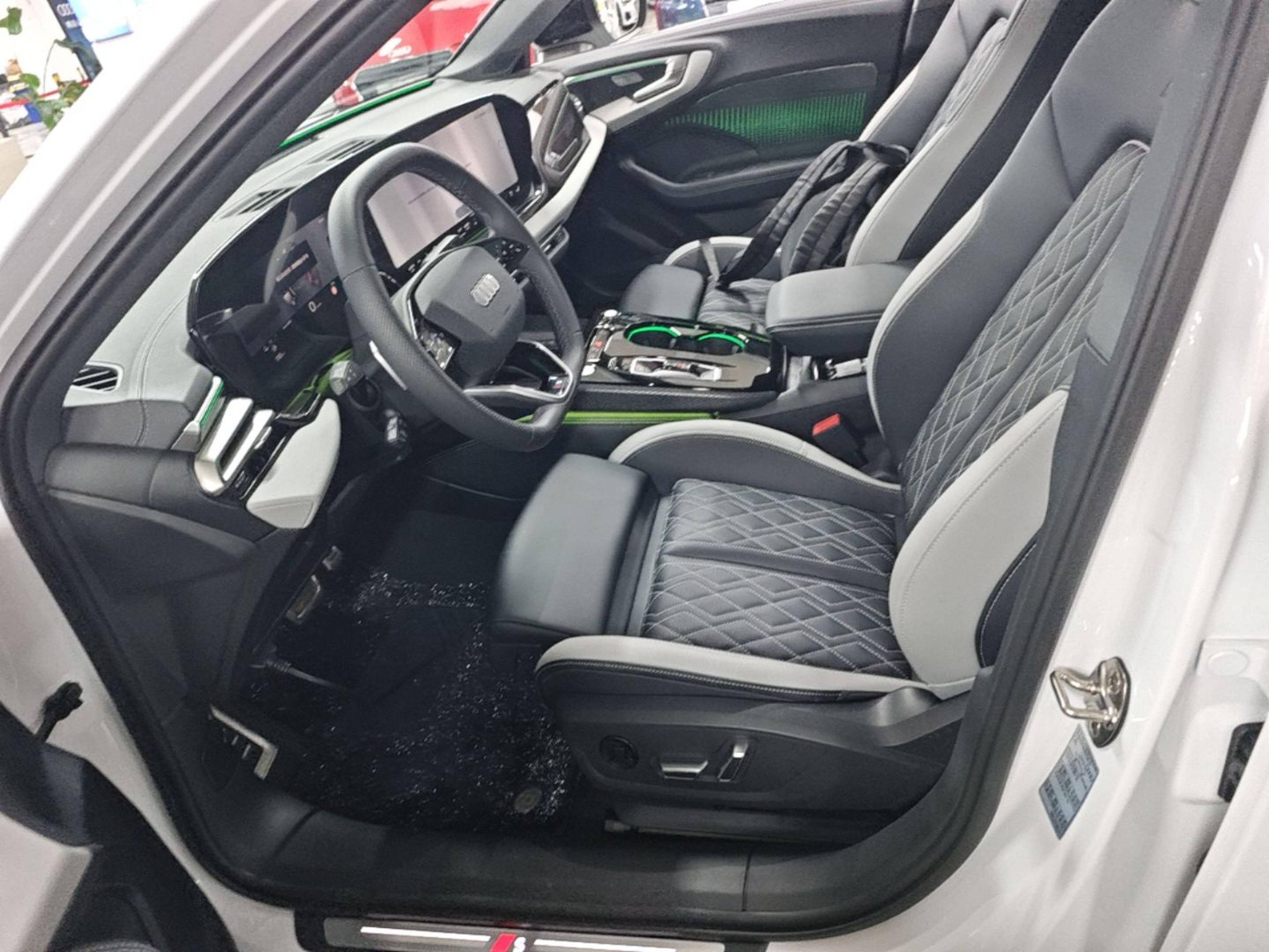 Vordere Reihe im Auto