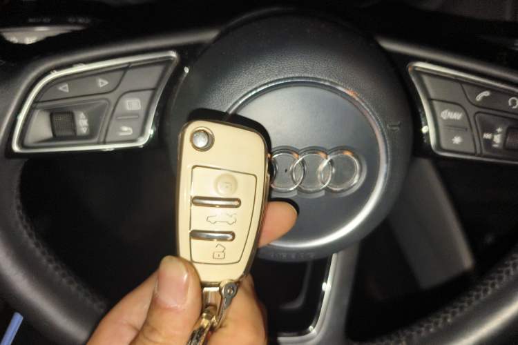 Used Audi A3 2017 Limousine 35 TFSI Fashion Model