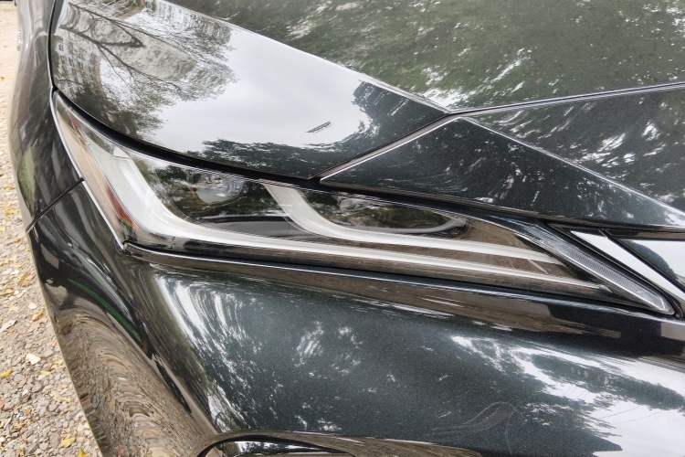 Used Toyota Venza 2023 2.5L Smart Electric Hybrid Dual-Drive Prestige Version Right Front Headlight