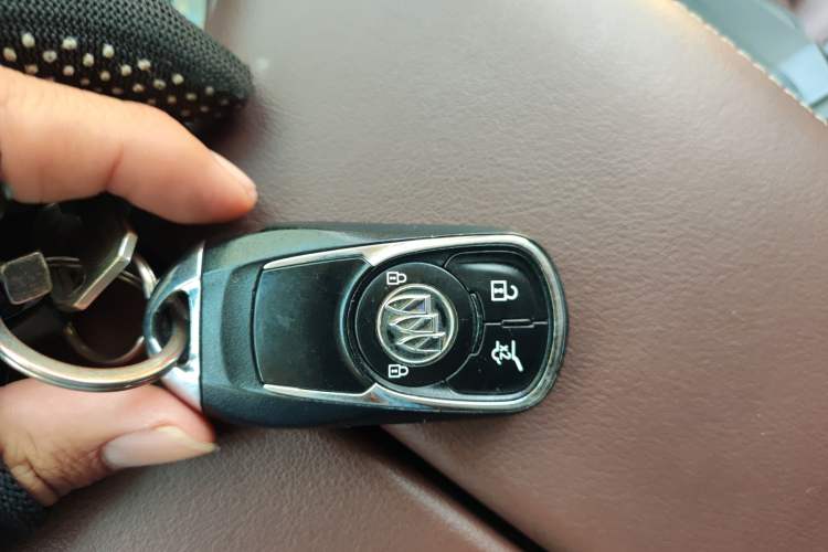 Used Buick Envision 2018 28T Four-Wheel Drive Elite Version