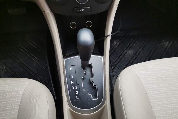 Used Hyundai Verna (older generation) 2014 1.4L Automatic Smart GLS
