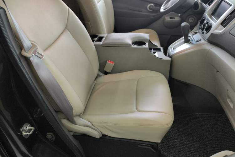 Used Nissan NV200 2018 1.6L CVT Luxury Model
