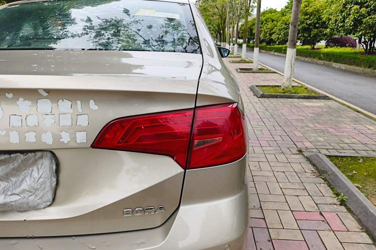 Used Volkswagen Bora 2017 1.6L Automatic Comfort Model Right Rear Taillight