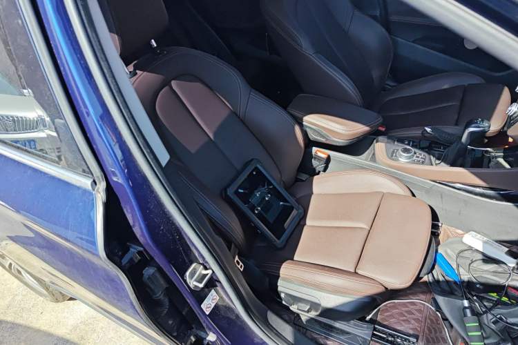 Used BMW X1 New Energy 2020 xDrive30Le Premium Edition Right Front Seat