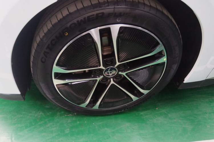 Used BYD Han 2023 EV Champion Edition 605KM Front-Drive Premium Model