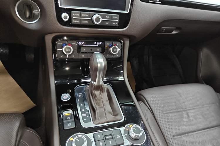 Used Volkswagen Touareg 2018 3.0 TSI Glory Collection Edition