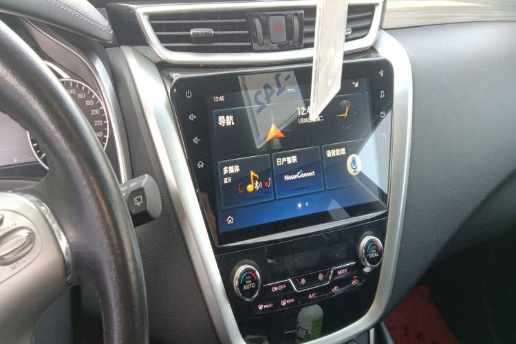 Used Nissan Murano 2019 2.5L XL Two-Wheel Drive Smart Connect Luxury Edition China VI Standard