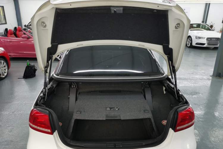 Used Volkswagen Eos 2011 2.0 TSI
