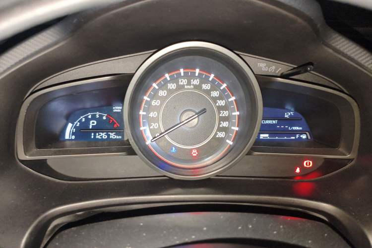 Used Mazda Mazda 3 Axela 2016 Sedan 1.5L Automatic Comfort Model
