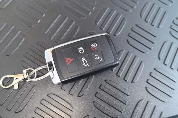 Used Land Rover Defender 2020 110 P400 HSE Interior 1