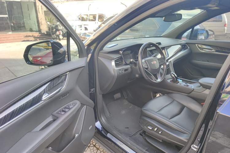 Used Cadillac XT6 2021 2.0T 7-Seater Two-Wheel-Drive Luxury Version