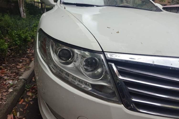 Used GAC Trumpchi GA5 2011 2.0L Automatic Elite Edition Right Front Headlight