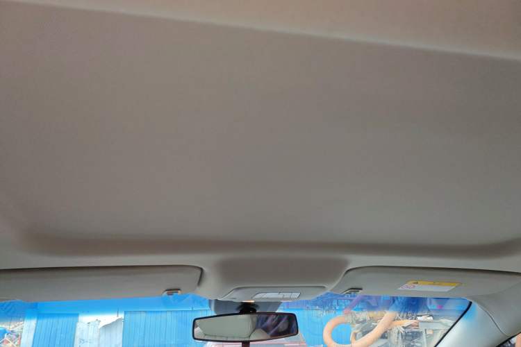 Used Buick GL8 2022 Land Cruiser Executive Class 652T Comfort Model