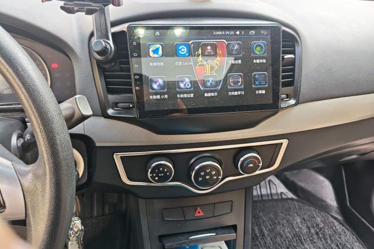 Used Roewe 350 2013 350C 1.5L Automatic Xunyue Edition Audio And AC Panel