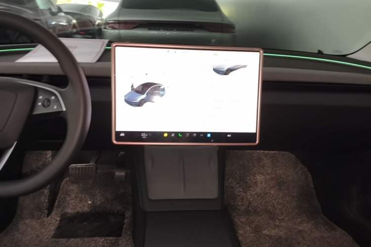 Used Tesla Model 3 2025 Rear-Wheel-Drive Version