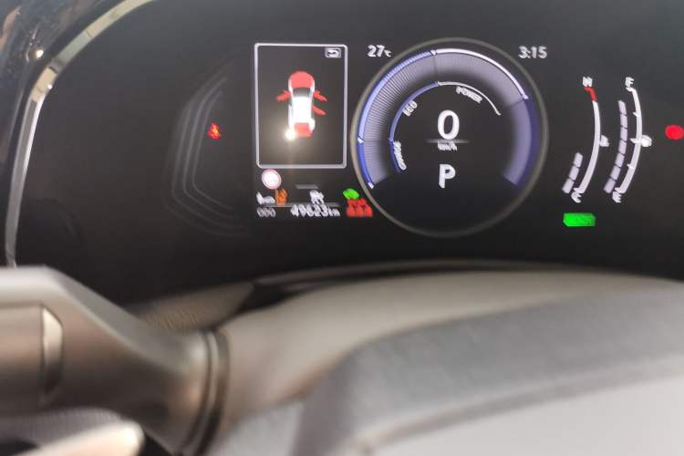 Used Lexus NX 2022 350h Front-Wheel-Drive Innovation Edition Odometer Close Up