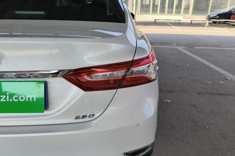 Used Toyota Camry 2023 2.5G Luxury Edition Right Rear Taillight