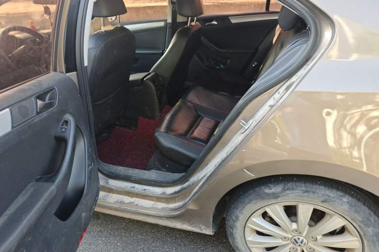Used Volkswagen Sagitar 2014 1.4TSI Automatic Luxury Model Left Rear Seat