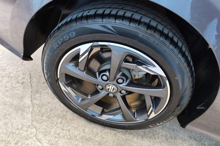 Used MG 5 2022 300TGI DCT Chao Yue Flagship Edition