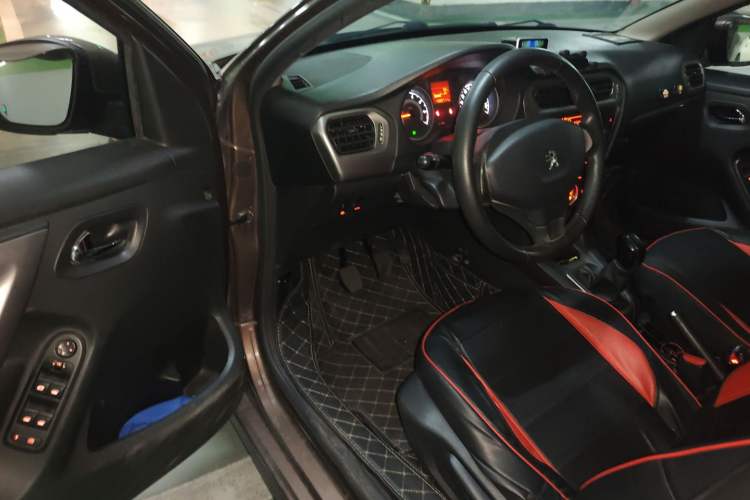 Used Peugeot 301 2014 1.6L Manual Luxury Edition
