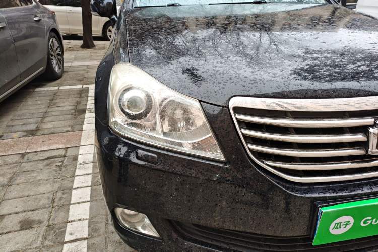 Used Toyota Crown 2010 2.5L Royal Leather Sunroof Edition
